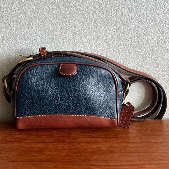 Coach Handbags - Vintage Coach Alexandria Zip from Sheridan Collection - All Weather Leather